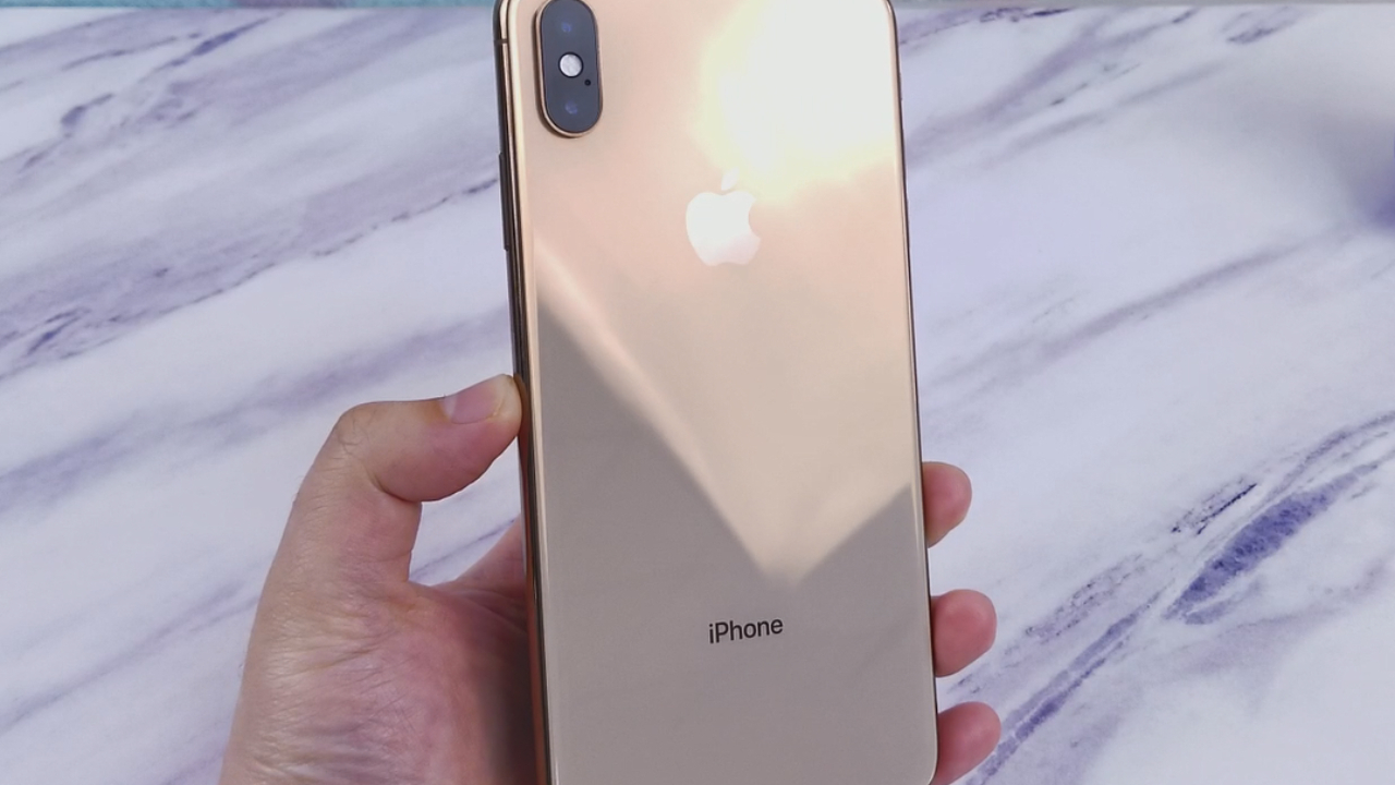 iPhone XS Max下架后又卖爆?对比11系列!
